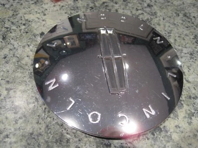 Lincoln Navigator 2001-2005 cromo OEM tapa central P/N 5L74-1A096-AB Foto 1 de 3