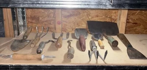 lot of vintage garden tools /SHOVELS/FORKS/SCRAPER/SCROLL/11PC LOT/ - Picture 1 of 22