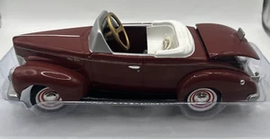 Gearbox Collectible Limited Edition 1940 Plum Ford Deluxe Coupe - Picture 1 of 7