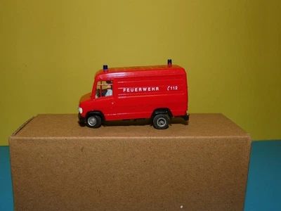 Faller Car System MB KTW Feuerwehr, mit Licht,guter Zustand -siehe Text & Fotos! - Bild 1 von 4