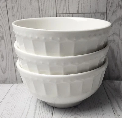 Regalia goes with White Elements Dessert Sauce Bowls 4.25"Lot of 3 - Image 1 of 4