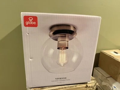 ¡ENVÍO RÁPIDO! - Globo Eléctrico 60868 Vivienne 8"W Semi-Flush Globe Montaje en Techo Foto 1 de 2