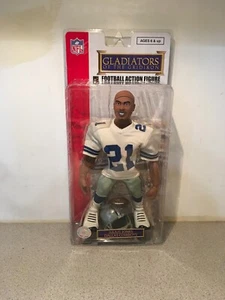 2005 Cowboys Julius Jones White Jersey Gladiators of the Gridiron Action Figure - Picture 1 of 4