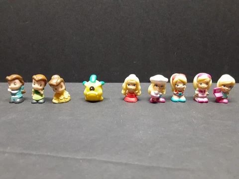 Mixed Lot of 9 Assorted Squinkies; Barbie, Disney, Pokemon?; See Photos Cover