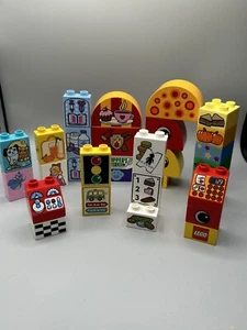 LEGO DUPLO Lot Of 30 Printed Specialty Bricks Pictures Assorted Shapes And Sizes - Picture 1 of 6