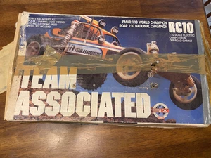 Vintage Team Associated RC10 with box and instructions - Picture 1 of 19
