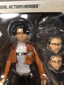 Figura de acción MedicomToy RAH Real Action Heroes Attack on Titan Levi usada - Imagen 1 de 5
