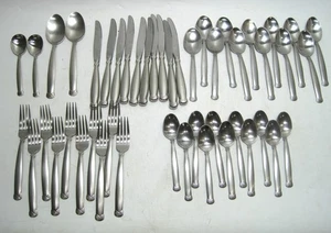 47 Pieces Oneida USA RATTAN Stainless Flatware Forks Knives Spoons W/Serving - Picture 1 of 3
