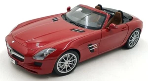 Minichamps 1/18 scale Diecast DC8524C - Mercedes-Benz SLS AMG Convertible - Red - Picture 1 of 5