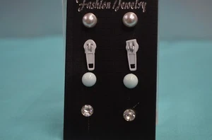 plaquette de 4 paires de boucles d'oreilles belle fantaisie - Picture 1 of 1