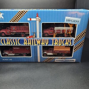 IMEX HO Scale Burlington CB&Q Diecast Classic Railway Trucks Set of 4 870132 New - Picture 1 of 3