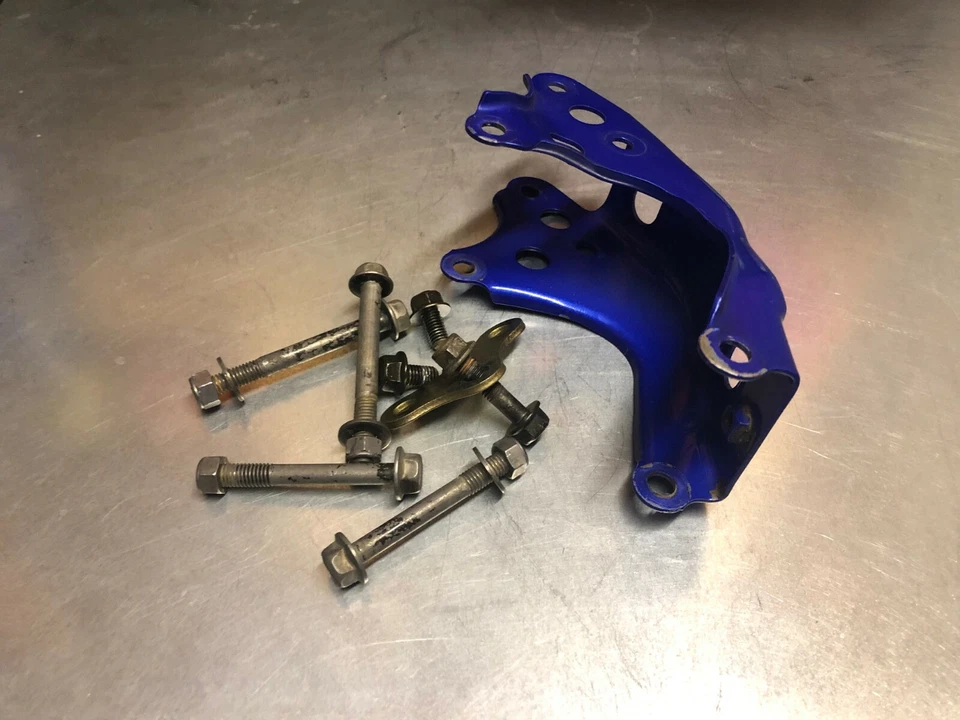 SOPORTE MARCO MOTOR YAMAHA TTR125L TTR125E ORIGINAL OEM * 2000 - 2024 C ✅ Foto 1 de 1