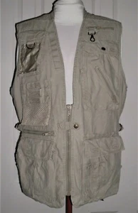 MEN'S SAFARI TRAVEL VEST by BANANA REPUBLIC MULTIPLE POCKETS KHAKI TAN SZ MEDIUM - Picture 1 of 11