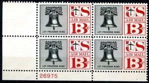 SC# C62 - 1961 13¢ - Campana de la Libertad - Bloque de 4 placas nunca articuladas como nuevo - Imagen 1 de 1