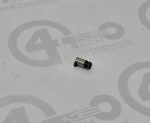 Universal Instruments Tested, Valve Gp 52320401X - Picture 1 of 3