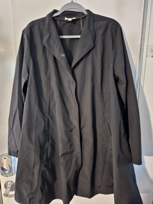 Chaqueta cortavientos negra para mujer Eileen Fisher talla L mezcla de algodón y nailon usada en excelente estado Foto 1 de 4