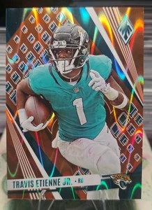 2023 Panini Phoenix - Travis Etienne #53 Orange Seismic /99 - Bild 1 von 2
