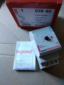 Thermostat modulaire d'ambiance 2 Modules LEGRAND Réf 038 40/03840 Neuf De Stock - Foto 1 di 2