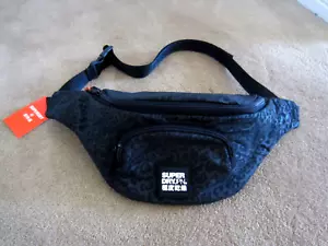 Authentischer Superdry Japan Fanny Pak/Tasche schwarz/Lopard-Druck neu/Etikett - Bild 1 von 6