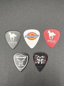 Deftones GUITAR PLECTRUMs PICKS X 5 0.71MM Nu METAL WHITE PONY & DEFTONES - Picture 1 of 6