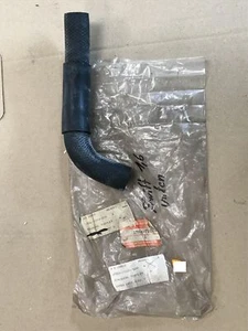 SUZUKI SWIFT SF416 1,6L KÜHLERSCHLAUCH WASSERSCHLAUCH UNTEN NEU 17854-71C01 !!!! - Bild 1 von 1