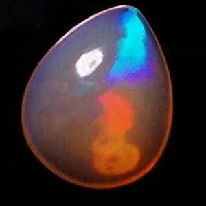 Opale d'Ethiopie, taille cabochon/3,35 carats - Picture 1 of 1