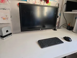 Mac Mini M4/16GB/256GB+2TB SSD/Windows/Final Cut+Logic Pro 11/HP 27" 2K Monitor - Bild 1 von 12
