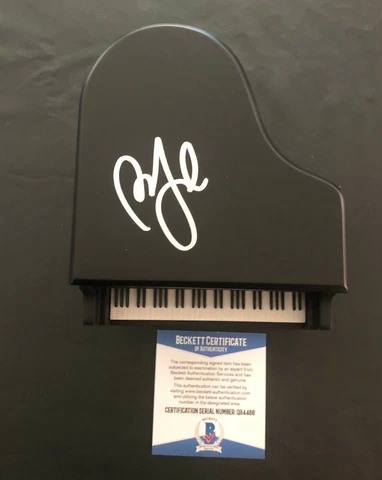 PIANO MAN BILLY JOEL SIGNED MINI PIANO AUTHENTIC AUTOGRAPH BAS BECKETT COA 22 Cover