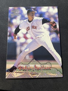 1998 PACIFIC PARAMOUNT HOLOGRAPHIC HOLO-SILVER #22 PEDRO MARTINEZ RED SOX #55/99