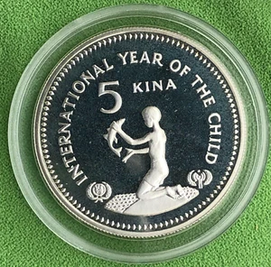 1981 Papua New Guinea 5 Kina Silver Proof International Year of the Child  - Picture 1 of 2