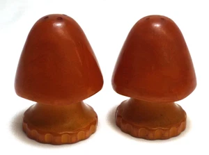 Juego de coctelera de sal y pimienta baquelita de los años 30 vintage tapones de rosca caramelo - Imagen 1 de 16