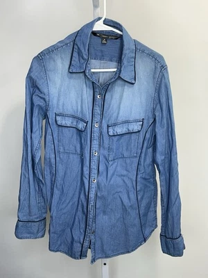 Camisa para mujer LEE Riders Shape Illusions azul de mezclilla con botones, talla mediana. 4A Foto 1 de 4