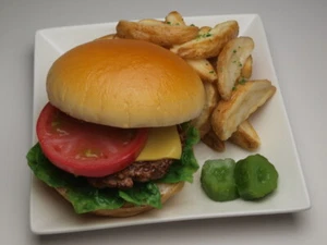 Hecho en Japón comida falsa / comida réplica hamburguesa y patata nuevo!! - Imagen 1 de 6