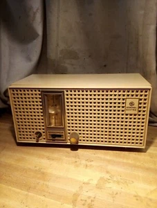 Radio tube GE T 230c Am Fm - Photo 1/9