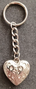 Silver-Tone Heart Shaped Key Chain - Imagen 1 de 3