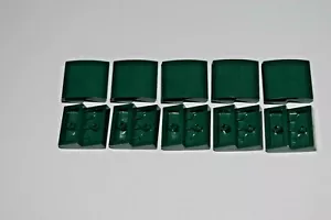 Lotto 10 Lego verde scuro pendenza 2 x 2 curvi 15068 M11 - Foto 1 di 1