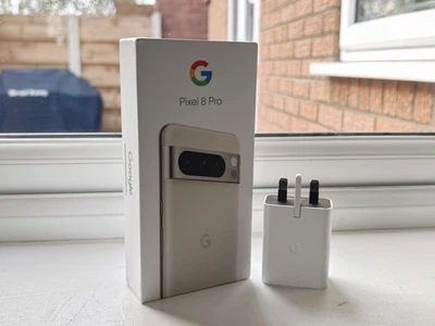 Google Pixel 8 Pro 128GB, Porcelain Unlocked With Official Charging Plug - Image 1 of 4