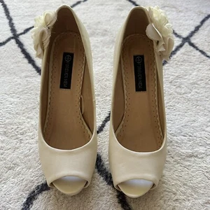 Forever New heels Size 6 - Picture 1 of 4