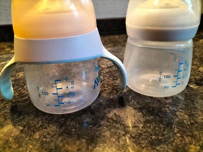 2x Philips Avent Kunststoffflasche (150ml, Sauger Stärke 2 und 3) - Bild 1 von 2