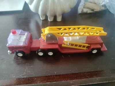 Remolque Buddy L de colección con escalera de extensión camión de bomberos con camión Tonka y escaleras Foto 1 de 2