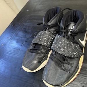 Size 13 - Nike Kyrie 6 Jet Black - Picture 1 of 11
