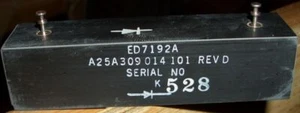 x2 HALBLEITERDIODE * ED7192A (Electronic Devices INC) A25A309-014-101 - Bild 1 von 3
