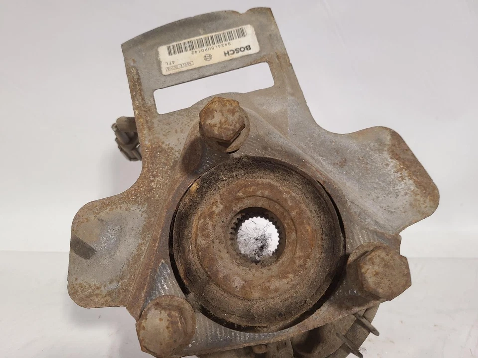 Buje de rueda delantera usado se adapta a: Nissan Titan 2006 delantero 4x4 grado A delantero Foto 1 de 4