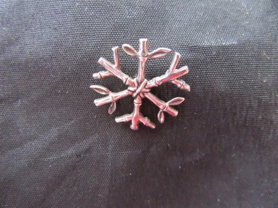 John Hardy Sterling Silver 925 Snow Flake Tie Tack/Lapel Pin .9” Stamped JH Mint - Image 1 of 4