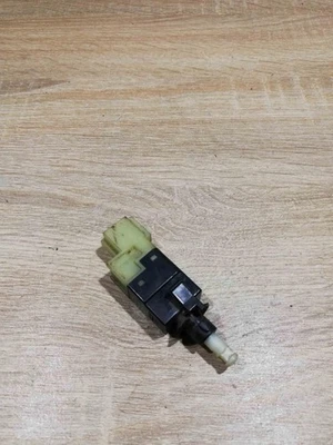 A0015454409   Brake pedal sensor switch Fits for Mercedes-Benz B W245 - Image 1 of 3