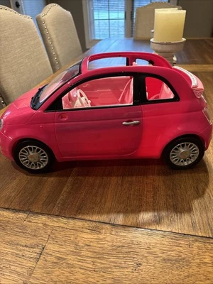 芭比粉色可转换跑车轿跑车带娃娃门,大约 2014 年 — 第 1/4 张图片