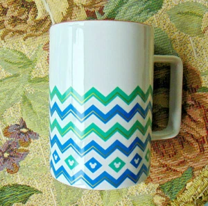 DISNEY... Mickey Mouse Coffee Cup.....BRAND NEW WITH TAGS - Picture 1 of 1