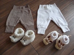 4-tlg. Baby Bekleidungs-Set Unisex Fb beige & weiß H&M Gr 50 & 56 Samt/Fleece - Bild 1 von 11