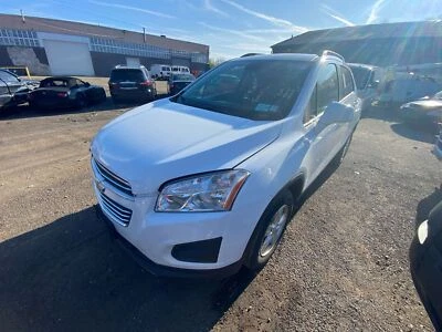 Used Washer Fluid Reservoir fits: 2016 Chevrolet Trax  Grade A - Imagem 1 de 4