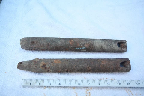 2 Vintage Barn Find Window Sash Weight Architectural Salvage Cast Iron ~5 Pounds Cover
